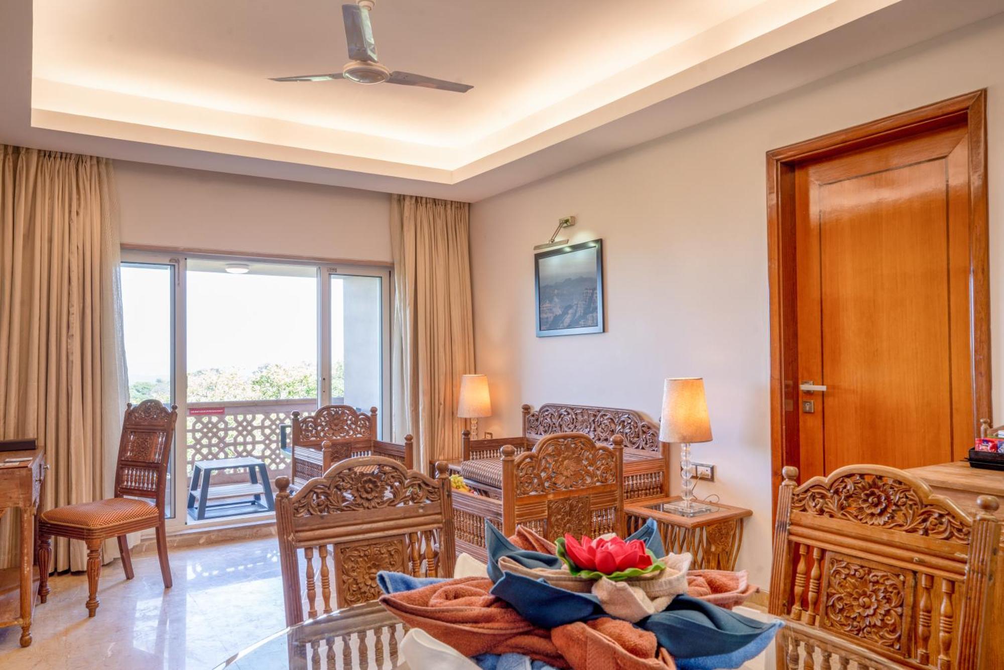 Evershine Resort & Spa Mahābaleshwar Εξωτερικό φωτογραφία
