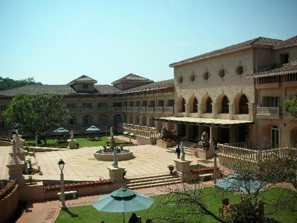 Evershine Resort & Spa Mahābaleshwar Εξωτερικό φωτογραφία